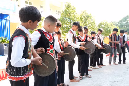 La provincia de Quang Ngai incorpora la cultura de los Gongs y la danza Xoang en las escuelas. (Fuente: VNA)