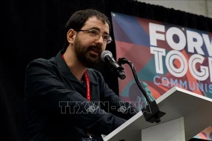 Assaf Talgam, historiador y periodista de Zo HaDerekh, el periódico oficial del Partido Comunista de Israel. (Fuente: VNA)