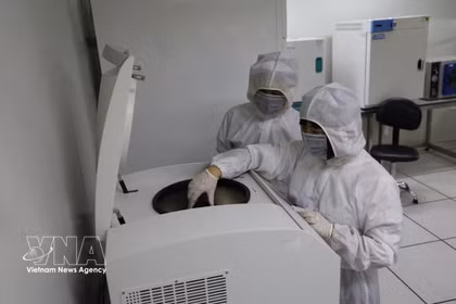 En la Academia de Ciencia y Tecnología de Vietnam. (Fuente: VNA)