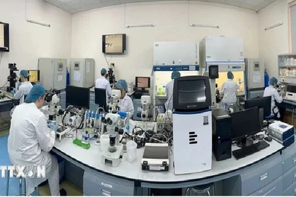 En la Universidad Nacional de Ciudad Ho Chi Minh. (Fuente: VNA)