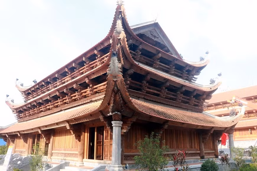 La pagoda está construida de madera de palo fierro (Fuente: VNA)