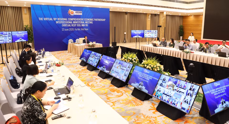 Panorama de la décima Reunión Ministerial de mitad de período de la RCEP en Hanoi. (Foto: VNA)