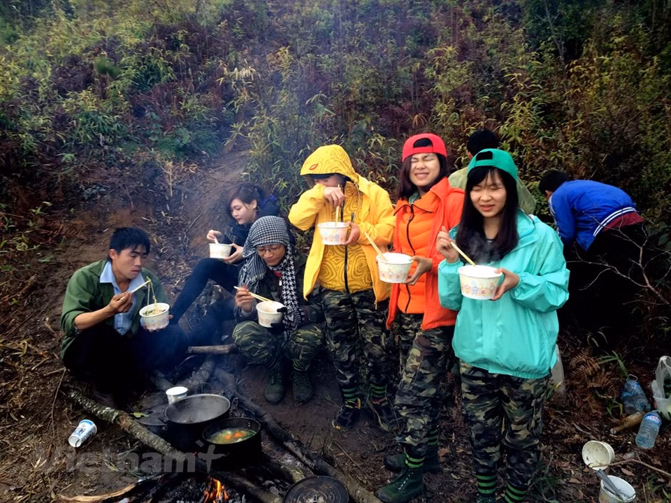 El siguiente desayuno generalmente comienza muy temprano, alrededor de las cinco de la mañana para que todo el grupo tenga tiempo de escalar la montaña. (Foto: Vietnam +)