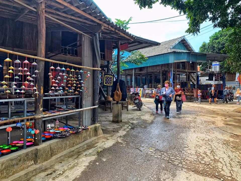 Los visitantes europeos eligen a Mai Chau como su destino de llegada (Foto: Vietnam+)