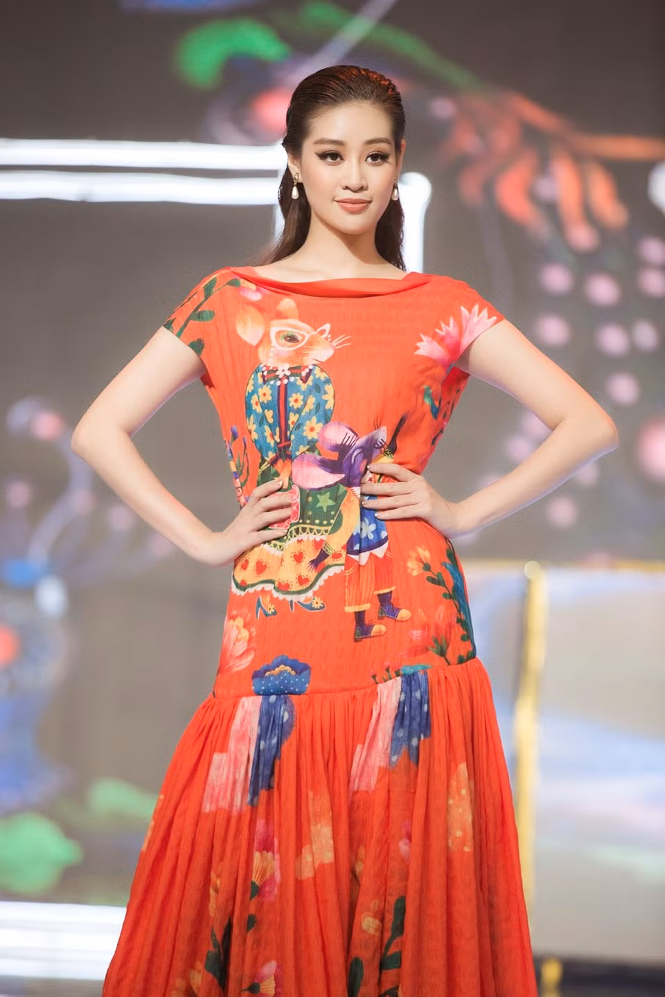 Nguyen Tran Khanh Van ganó el título más alto del Miss Universo Vietnam 2019 (Fuente: VNA)