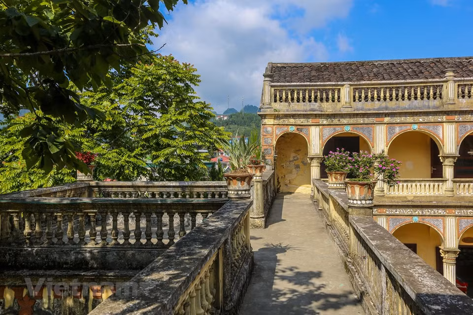 Nhập mô tả cho ảnh