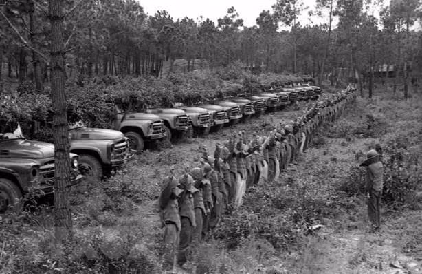 A través de la ruta Ho Chi Minh más de dos millones de combatientes avanzaron hacia el frente del Sur, además de millones de toneladas de armas, alimentos y combustibles fueron transportadas. (Fuente: VNA)