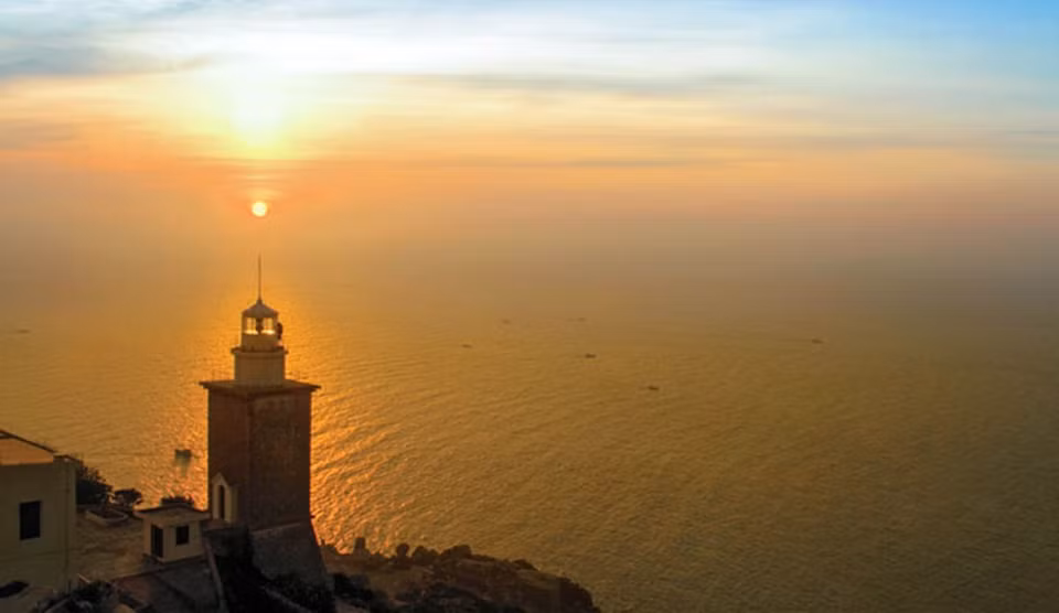 Faro de Mui Dinh (Foto: vms-south.vn)