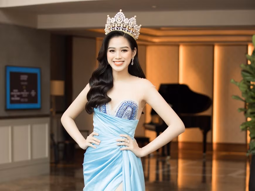 El concurso Miss Mundo Vietnam 2021 se inició oficialmente con la conferencia de prensa efectuada el 31 de marzo pasado, que contó con la participación de conocidos rostros de la pasarela en el país (Foto: VNA)