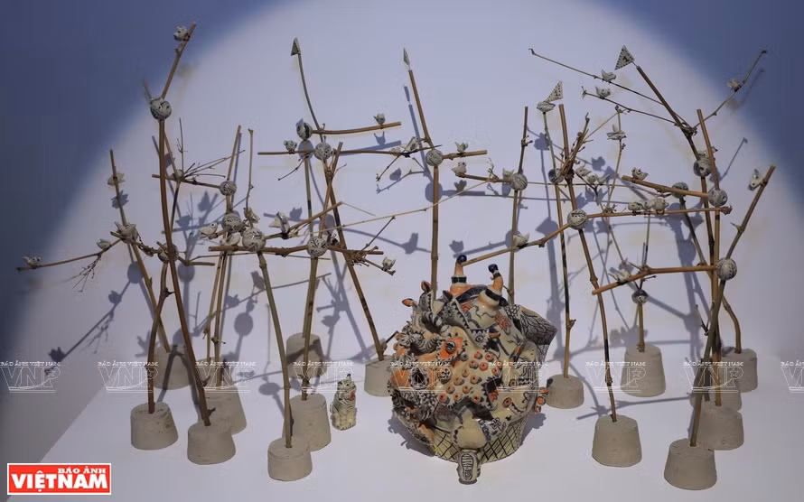 Obra exhibida en el muestrario "Loong Koong" (Foto: VNA)