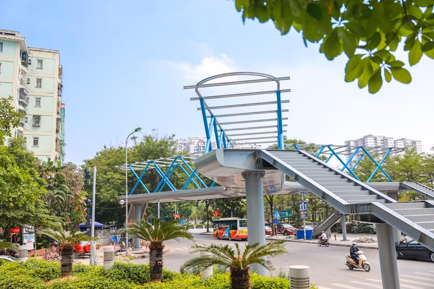 Los trabajadores aceleran la construcción de esta obra (Fuente: Vietnamplus)