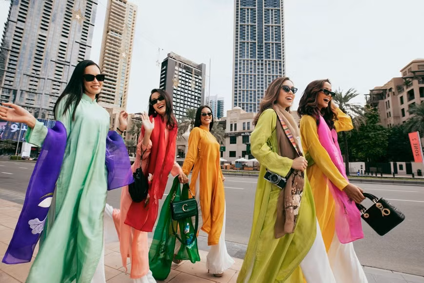  Los momentos compartidos entre ellas son el punto común que hace que el conjunto de fotos sea más impresionante. (Foto: Vietnam+) 