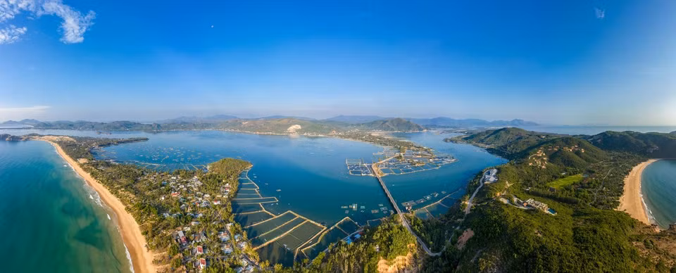 Laguna de Cu Mong, ciudad municipal de Song Cau. (Foto: VNA)