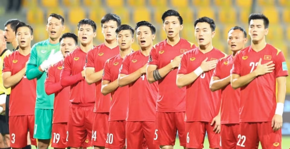 El equipo vietnamita antes del partido. (Foto: Hoang Linh, reportero de VNA en los Emiratos Árabes Unidos)