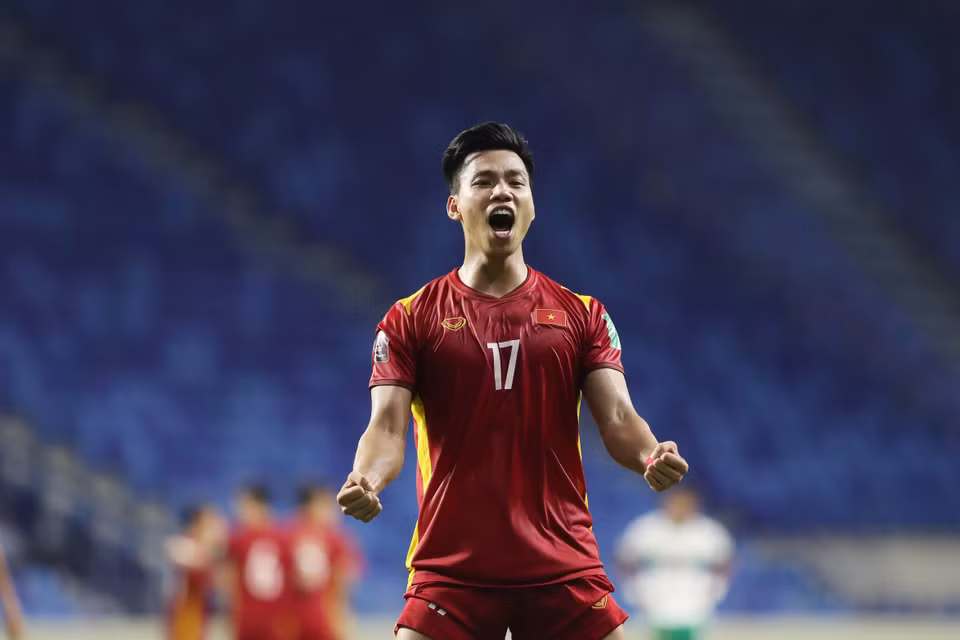 Van Thanh y su elegante corte a la izquierda, para anotar el 4-0 para Vietnam al minuto 74. (Foto: Corresponsales de VNA en EAU)