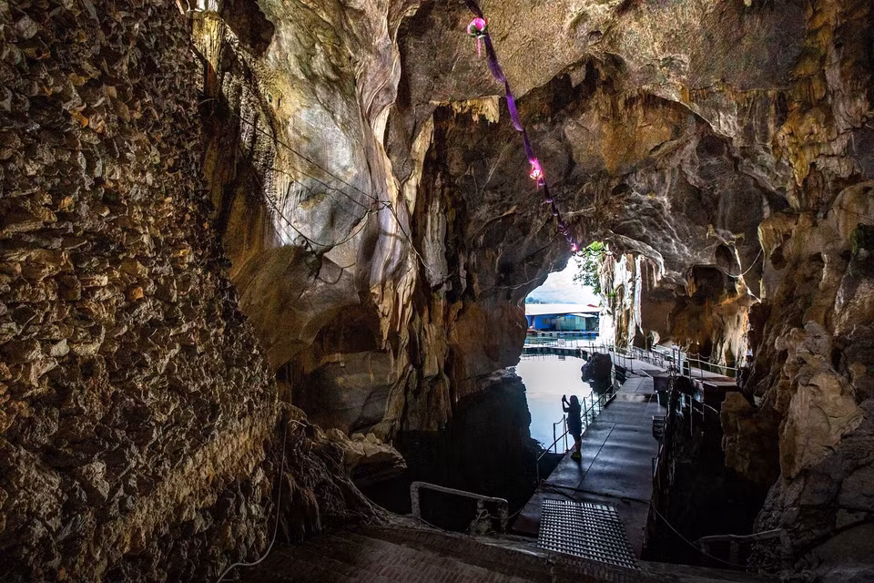 Belleza en el interior de la cueva de Thac Bo. (Foto: VNA)