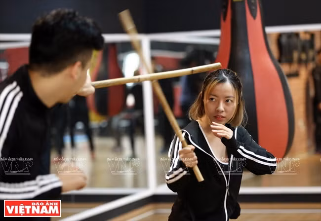 Arnis también es adecuado para mujeres. (Fuente: VNA)