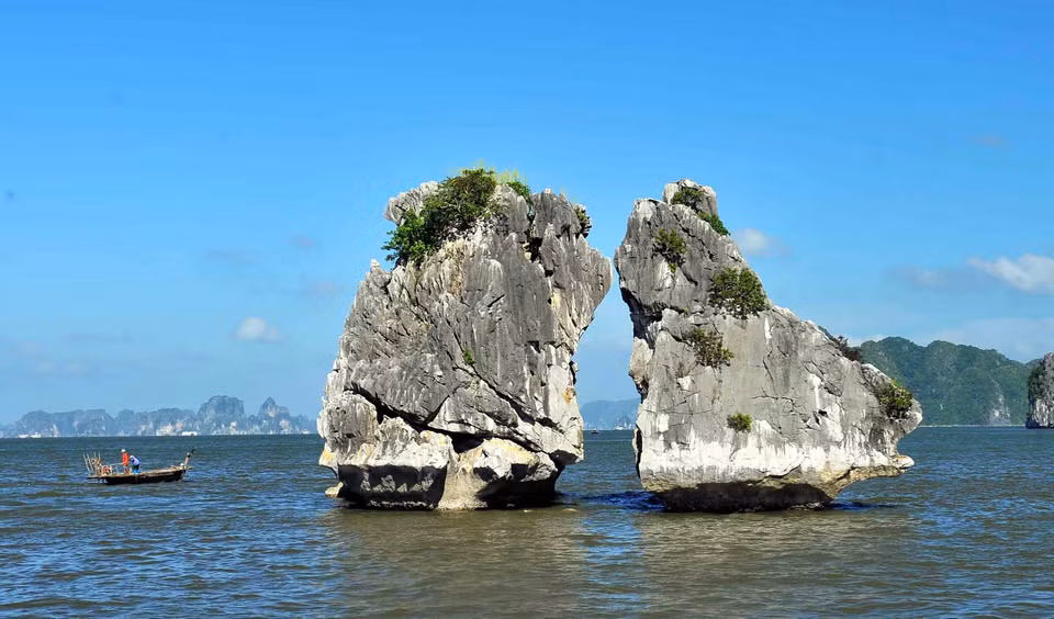 El patrimonio natural mundial de la bahía de Ha Long posee valores singulares (Fuente: VNA)