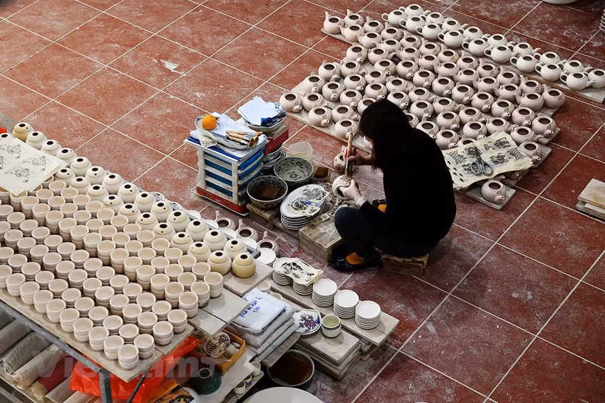 La demanda de los productos cerámicos aumenta a finales del año (Fuente: Vietnamplus)