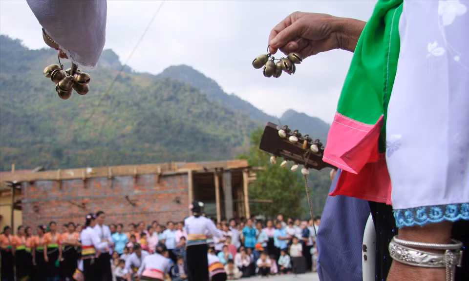 La danza Xoe se practica en los pueblos del grupo étnico Thai, principalmente en las provincias del noroeste. (Fuente:VNA)