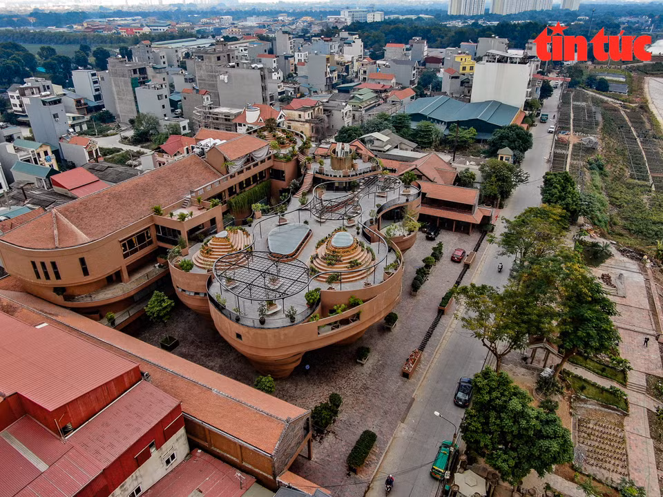 Visitan la casa de cerámica valorada en 6,5 millones de dólares en Bat Trang (Fuente: VNA)