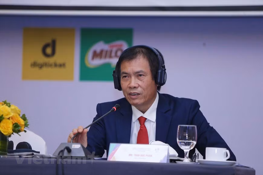 De acuerdo con la situación y el nivel epidémicos, el Comité Organizador decidirá si las competiciones se realizarán con o sin espectadores. Los atletas no podrán ir a ningún otro sitio más allá de su alojamiento y los lugares de competencia. Las pruebas de la COVID-19 se realizarán cada 72 horas. "Esperamos que los países del Sudeste Asiático apoyen a Vietnam para organizar con éxito los SEA Games 31, en línea con su espíritu 'Por un Sudeste Asiático más fuerte'", dijo Tran Duc Phan, subdirector general de la Administración Nacional de Deportes y también del Comité Organizador, durante la primera reunión de jefes de las delegaciones participantes en el mayor evento deportivo regional. (Foto: Vietnam+)