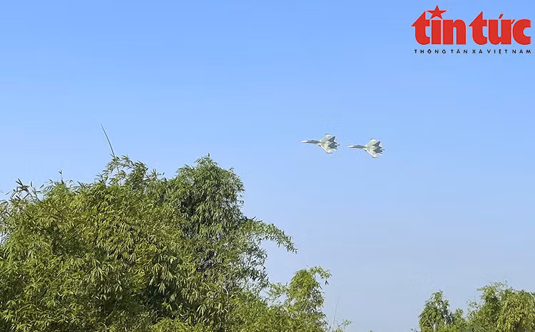Su-30MK2 constituye el avión de caza más moderno del Ejército Popular de Vietnam (Fuente: VNA)