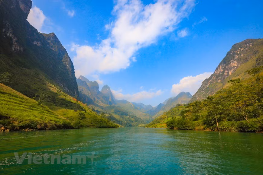 La belleza del río Nho Que. (Fuente: Vietnam+)