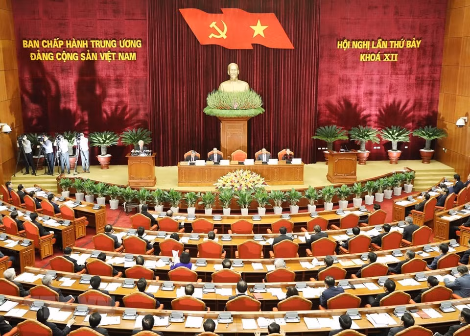 Inauguración del VII pleno del Comité Central del Partido Comunista de Vietnam (Fuente: VNA)