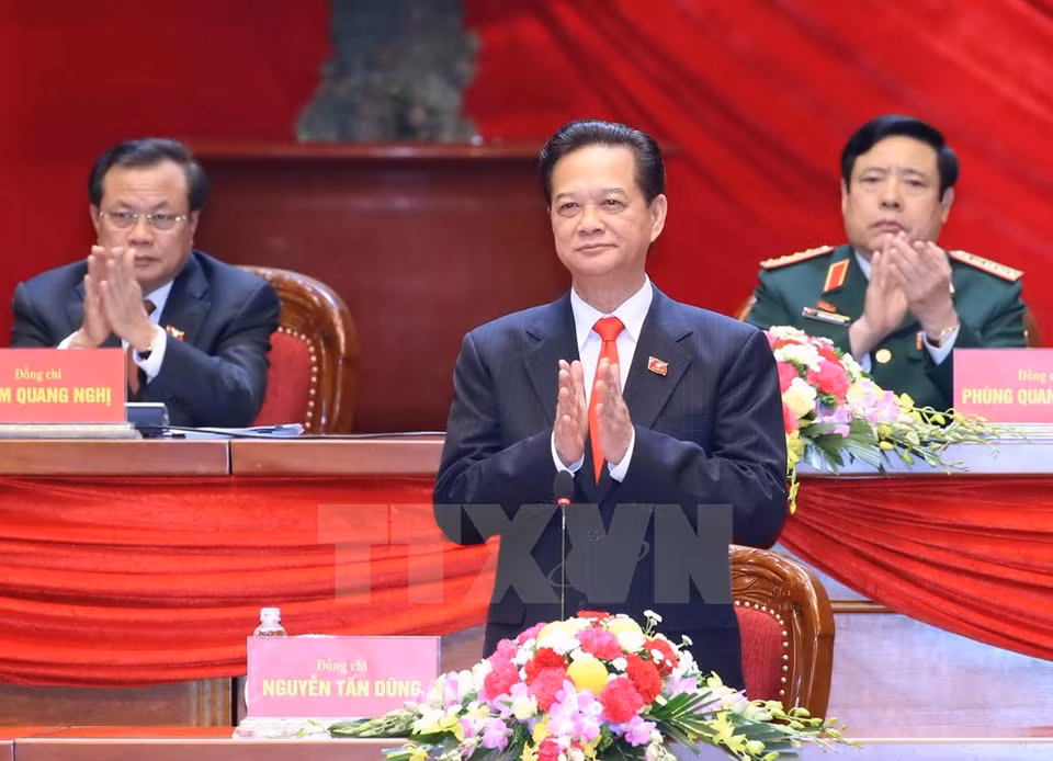 El miembro del Buró Político y primer ministro, Nguyen Tan Dung, preside el Congreso (Fuente: VNA)