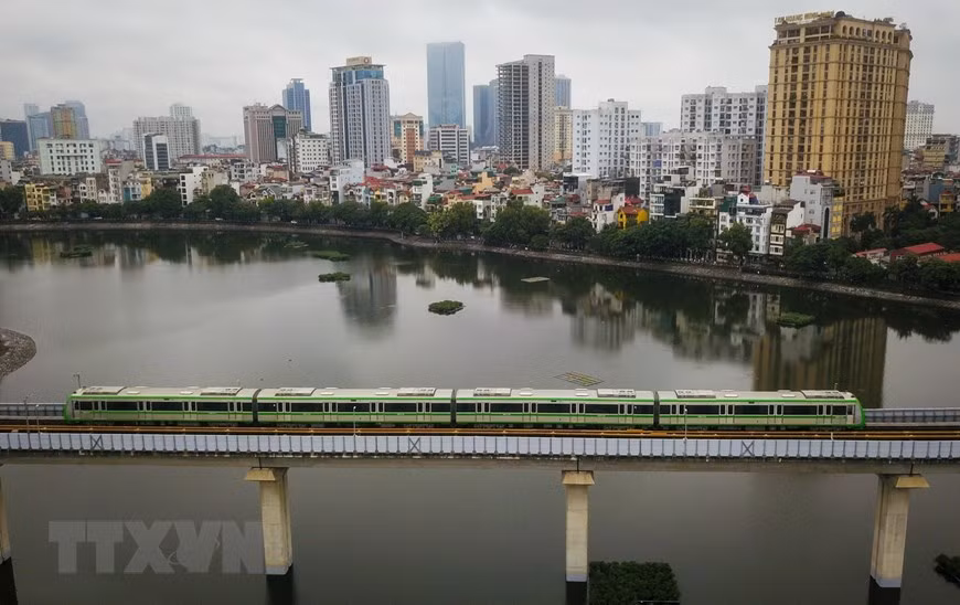 Se lleva a cabo la operación de prueba de los trenes antes de la explotación comercial (Fuente: VNA)