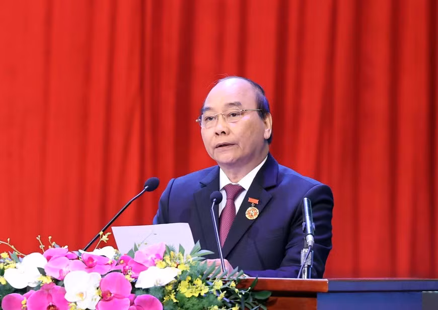 El primer ministro Nguyen Xuan Phuc pronuncia el discurso inaugural. (Fuente: VNA)