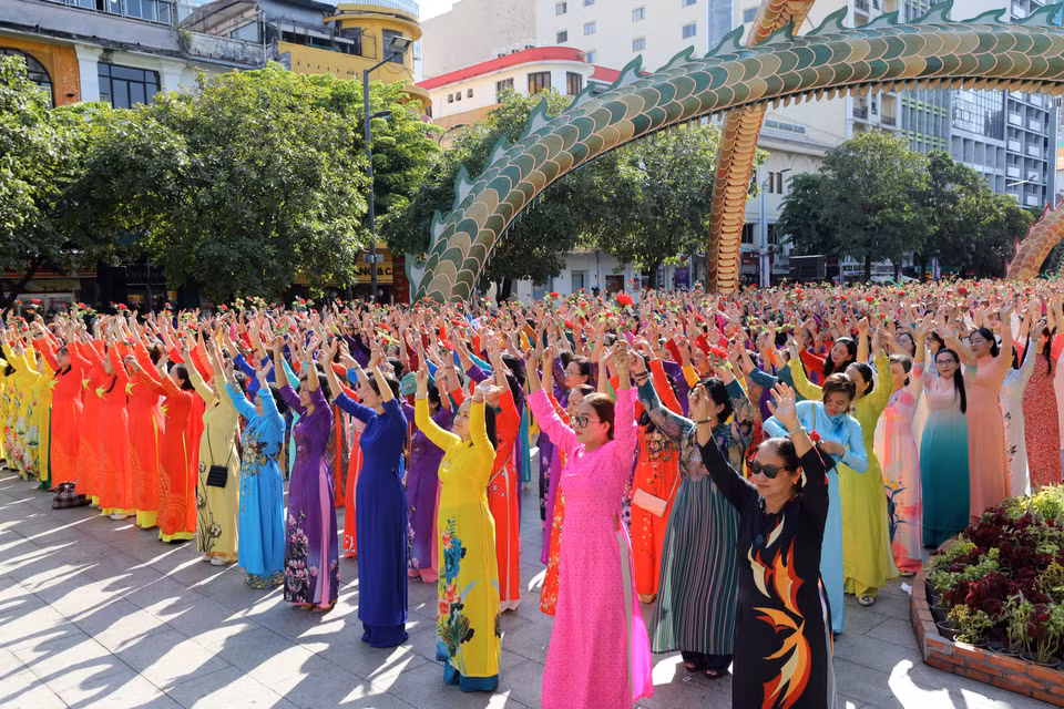 El programa se enmarca en el Festival de Ao Dai de Ciudad Ho Chi Minh 2024. (Foto: Revista Vietnam)