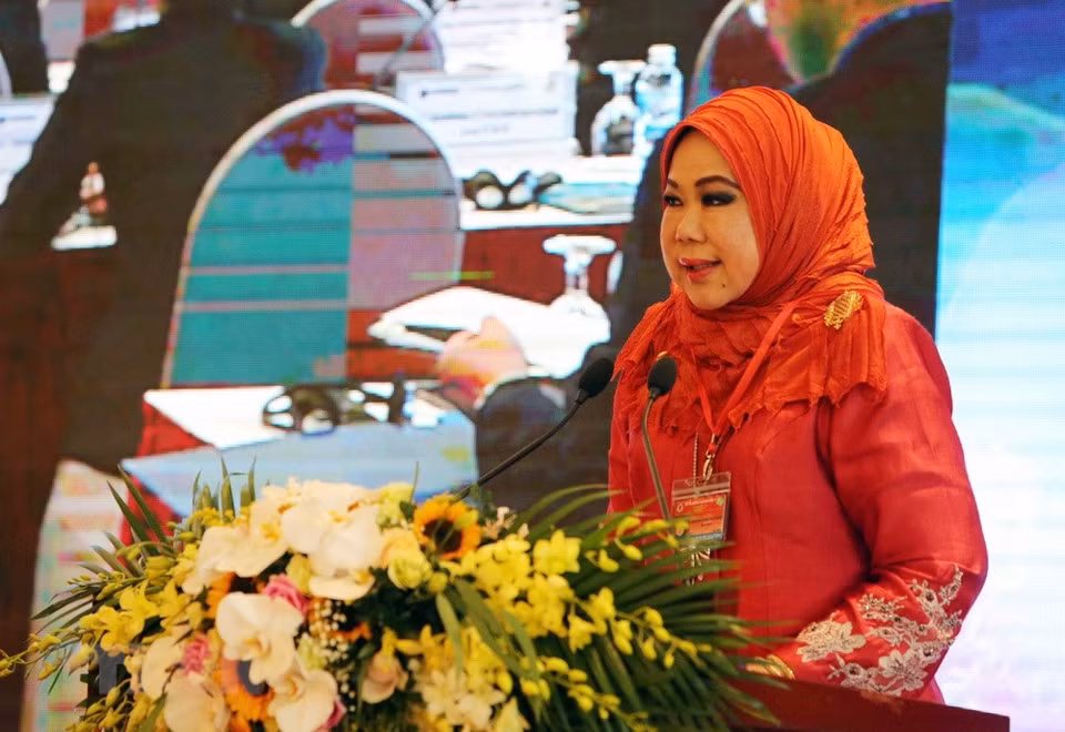 La auditora estatal general de Malasia, Madinah Mohamad, habla en la cita (Fuente: VNA)