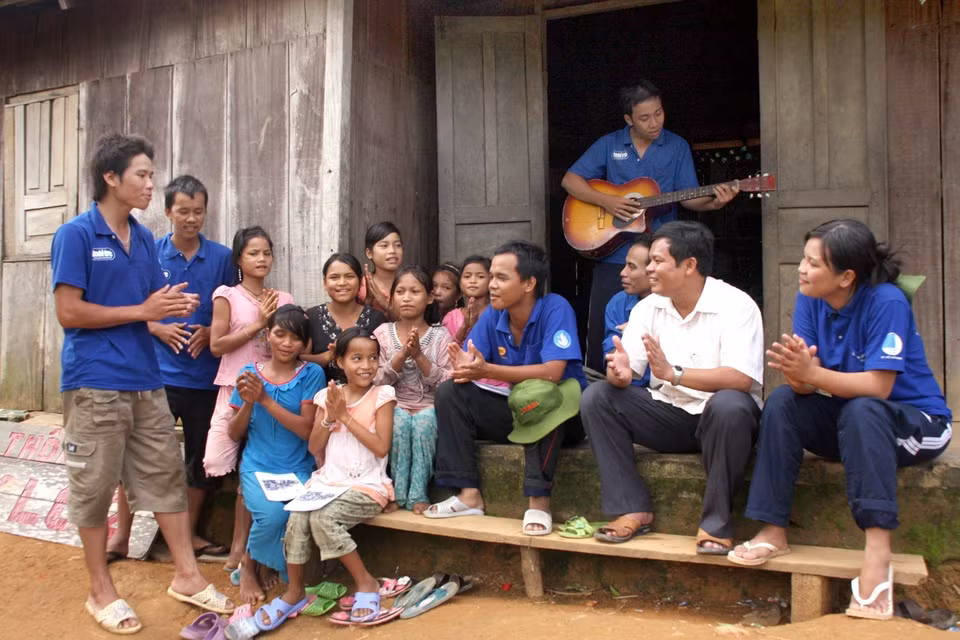 Más de 38 mil jóvenes de Ciudad Ho Chi Minh participaron en la campaña “Verano verde” 2010 (Foto: VNA)