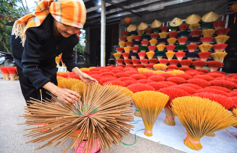 La gente de Thuy Xuan ha convertido el pueblo artesanal tradicional en un destino turístico único (Foto: VNA)
