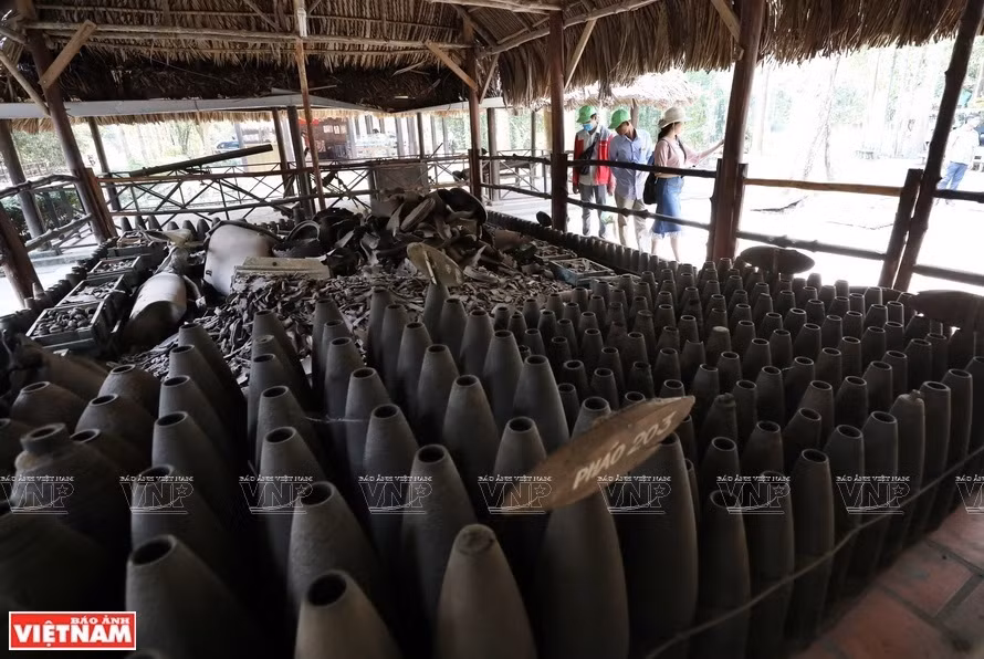 Las bombas y minas exhibidas en los túneles de Cu Chi.