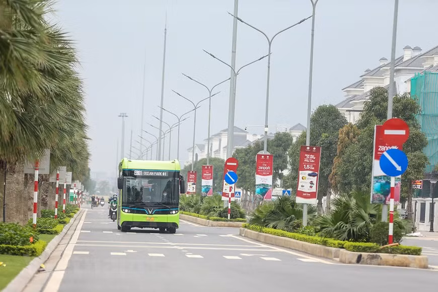 Los autobuses eléctricos no provocan ruido ni humo como los actuales. (Foto: Vietnam+)