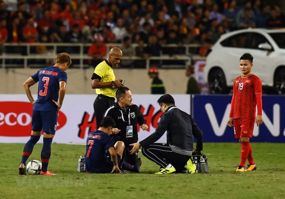 Imagen del partido entre la selección vietnamita y su rival tailandés en el estadio de My Dinh. (Fuente: Vietnam+)