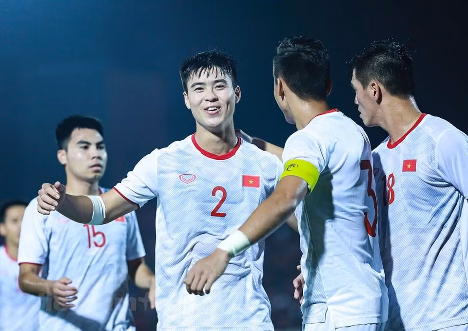 Partido entre Vietnam e Indonesia en el estadio Kapten I Wayan Dipta en Bali. (Fuente: VNA)