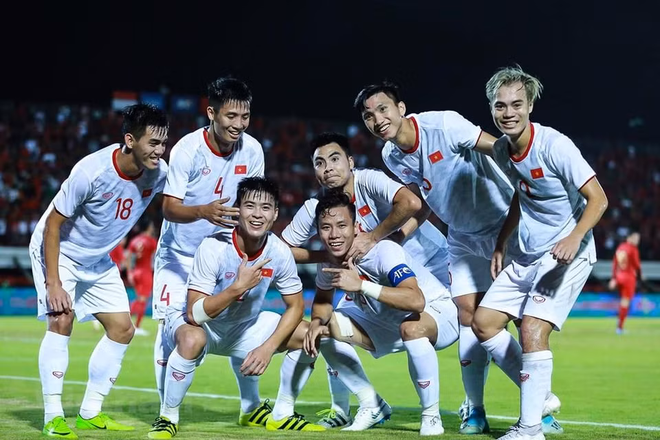 Partido entre Vietnam e Indonesia en el estadio Kapten I Wayan Dipta en Bali. (Fuente: VNA)