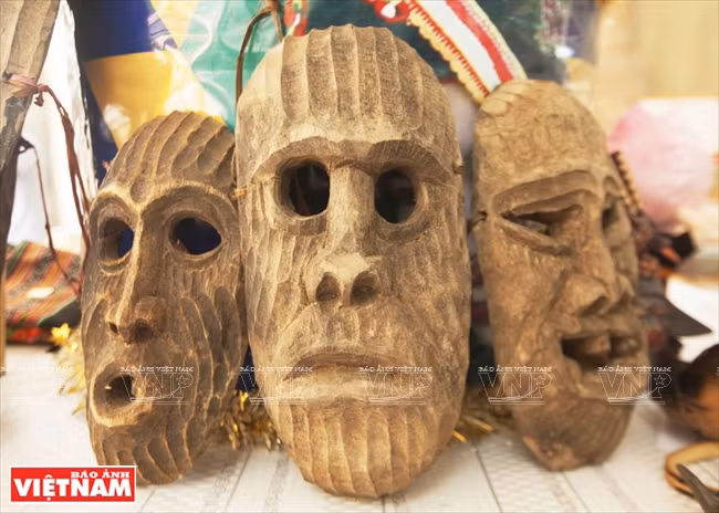 Máscaras de comunidades en la Altiplanicie Occidental. Son objetivos espirituales, que suelen utilizarse en ritos tradicionales. 