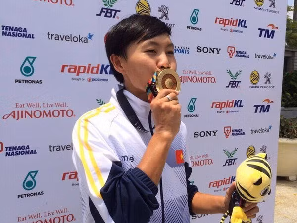 Nguyen Thi That gana medalla de oro en ciclismo (Fuente: VNA)