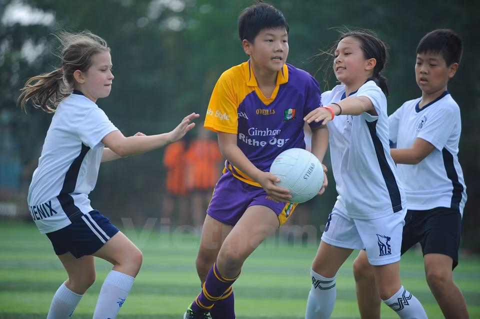 Las estudiantes también participan en el torneo (Fuente: VNA)