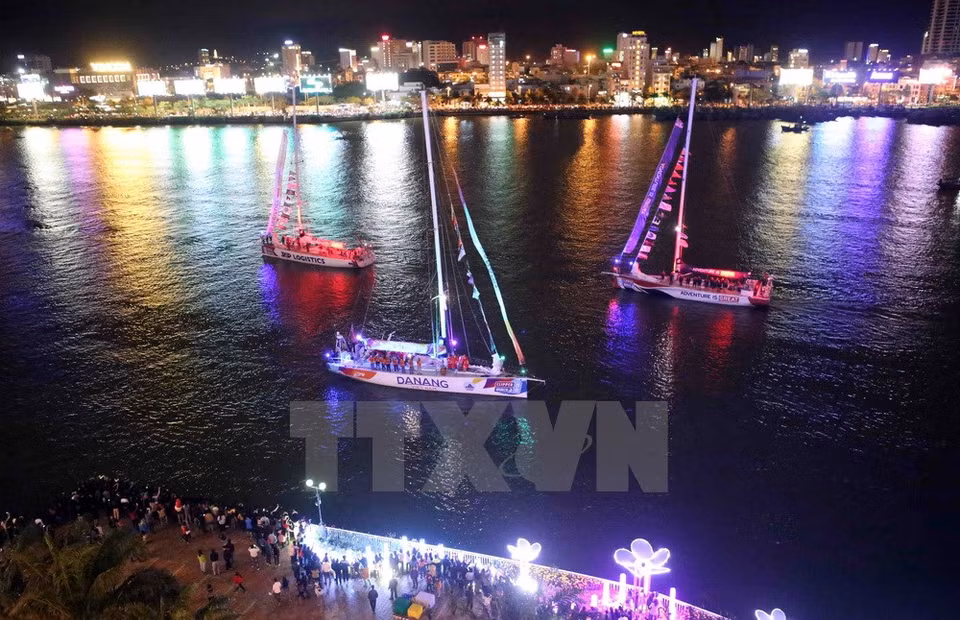 Participan en Clipper Race 12 equipos, integrados por 220 tripulantes (Fuente: VNA)