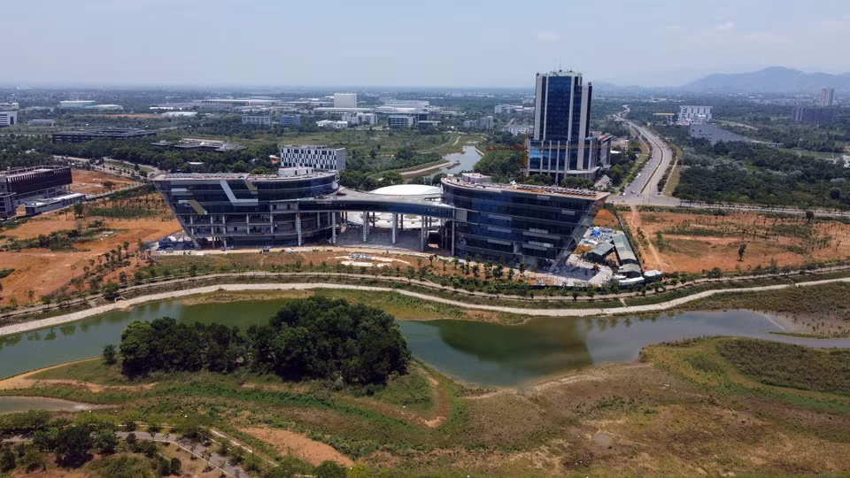 Muchas obras aún están en construcción en el Parque de alta tecnología Hoa Lac. (Foto: VNA)