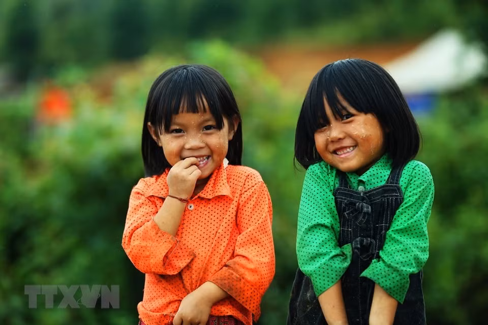 Sonrisas de niños en zonas montañosas (Fuente:VNA)