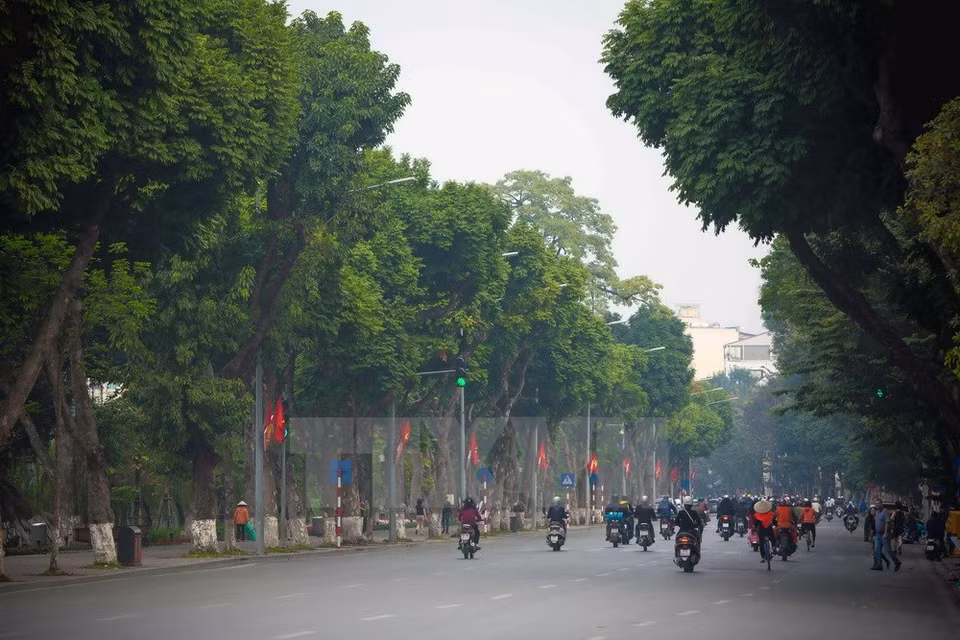 Calle Dinh Tien Hoang, al lado del Lago Hoan Kiem (Fuente: VNA)