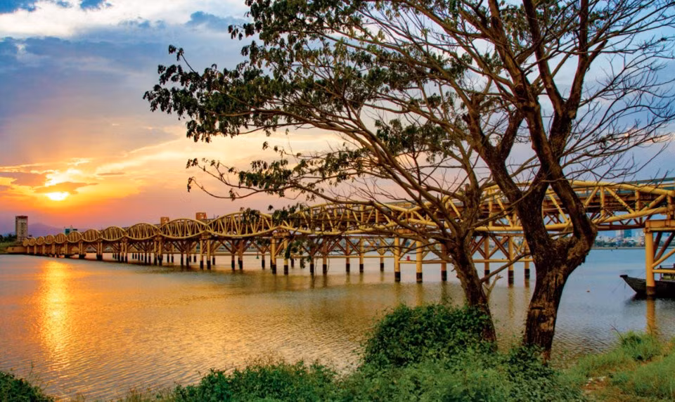Da Nang, ciudad de los puentes en la parte central