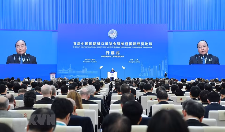 El primer ministro de Vietnam, Nguyen Xuan Phuc, interviene en la feria (Fuente: VNA)